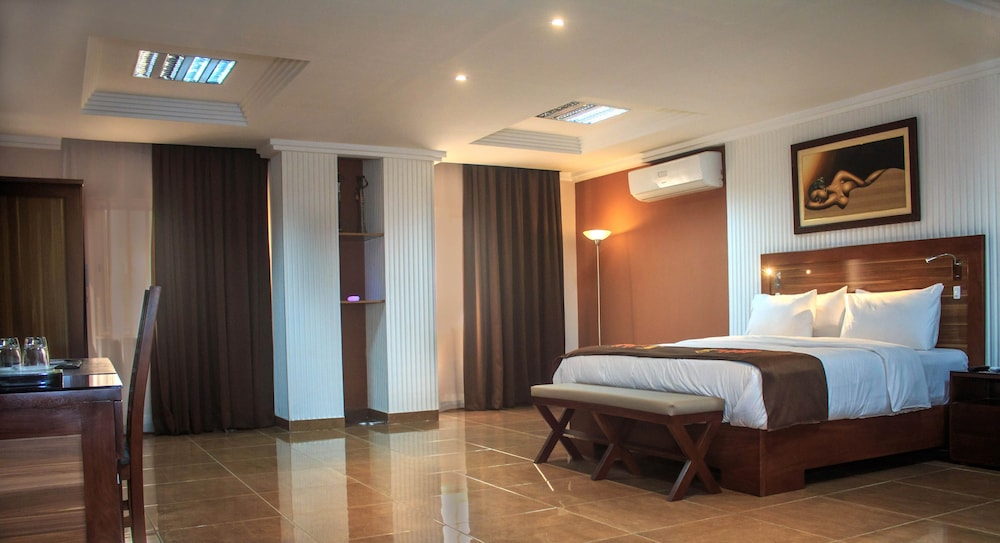 Family Apartment, 5 Bedrooms, Non Smoking