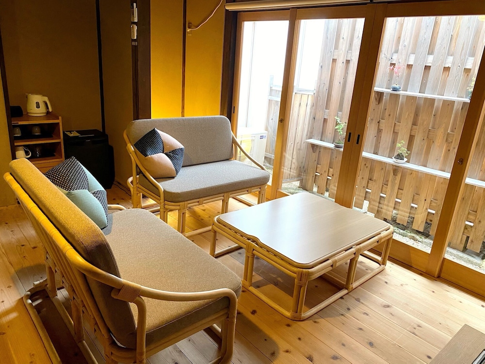 Room (SUOU) photo 3