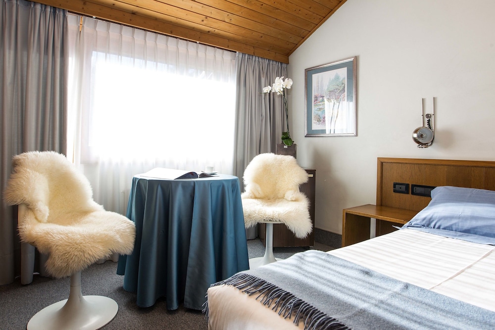 Classic Double Room Single Use photo 2