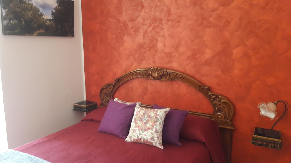 Classic Double Room, 1 Queen Bed photo 1