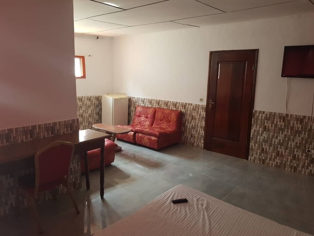 Luxury Suite photo 2