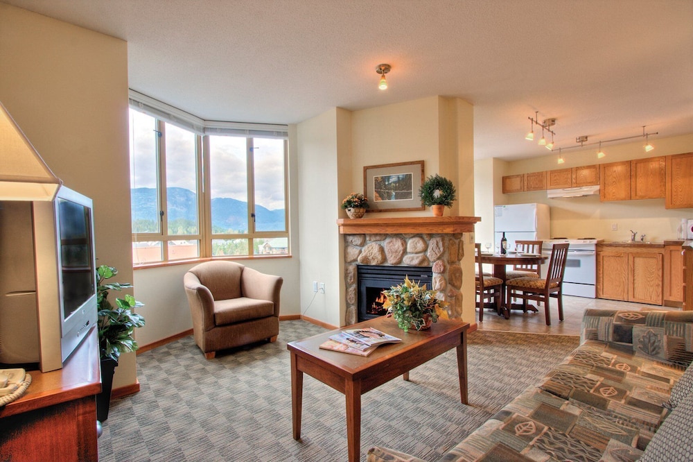 Deluxe Condo, 2 Bedrooms