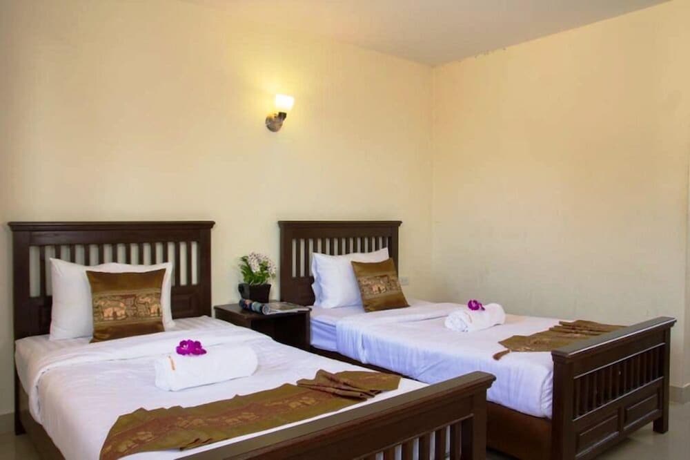 Standard Twin Room photo 3