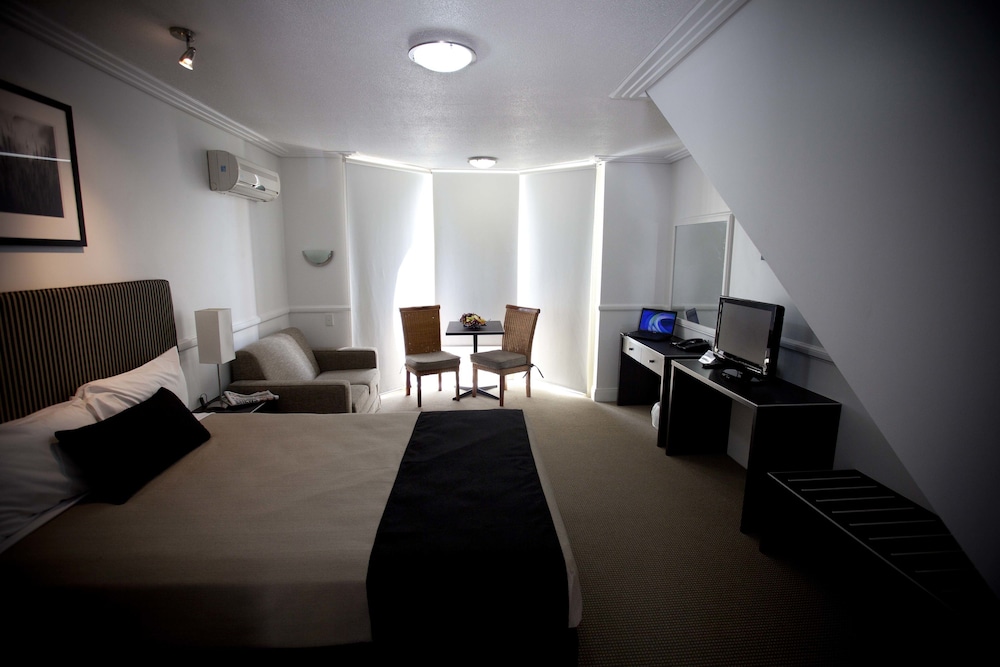 Studio (Studio Queen Room) - Photo 2