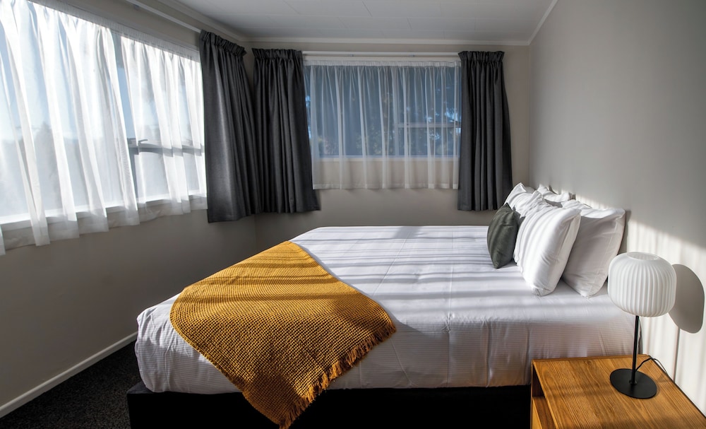 House, 3 Bedrooms photo 2