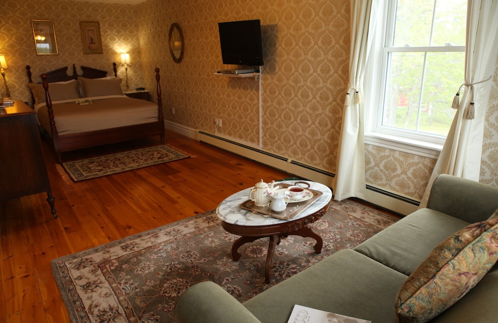 Deluxe Suite, Ensuite (Honeymoon Suite), photo 6