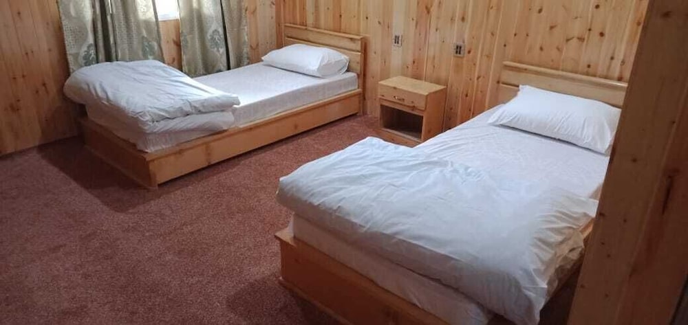 Deluxe Double or Twin Room photo 3