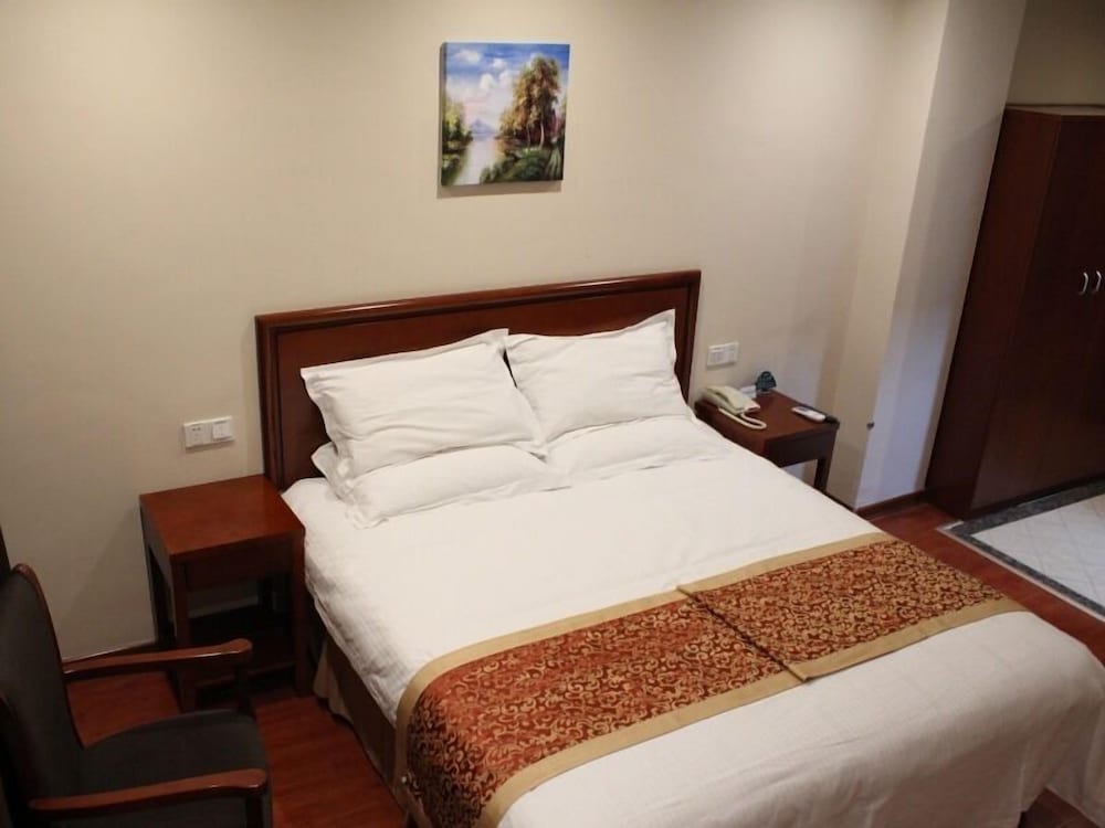 Business Suite photo 2