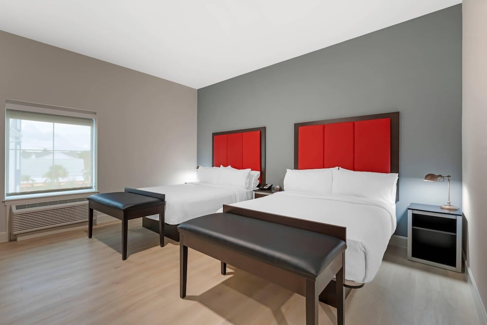 Standard Room, 2 Queen Beds, Non Smoking, Courtyard View