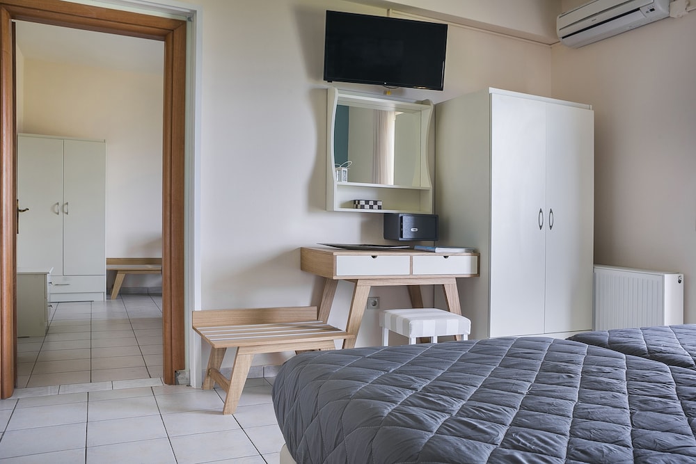 Family Apartment, 2 Bedrooms, Sea View