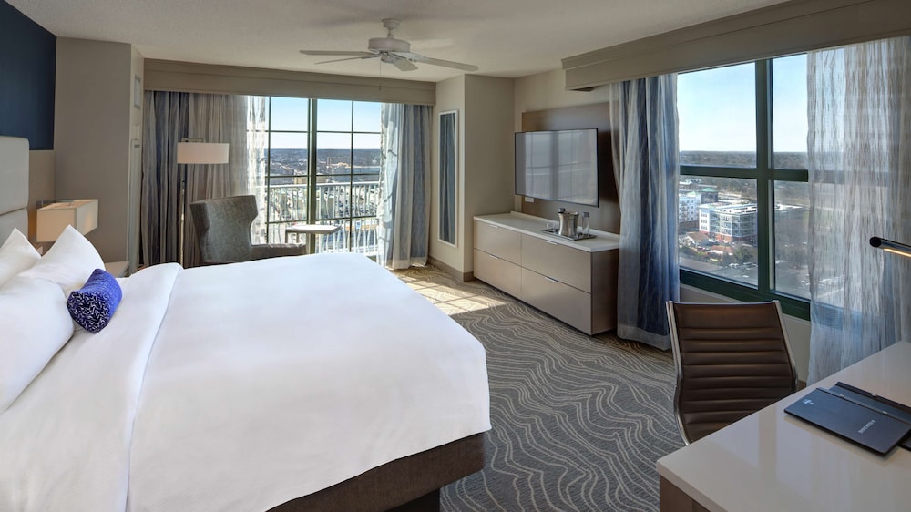 Room, 1 King Bed, City View (High Floor) - Photo 5