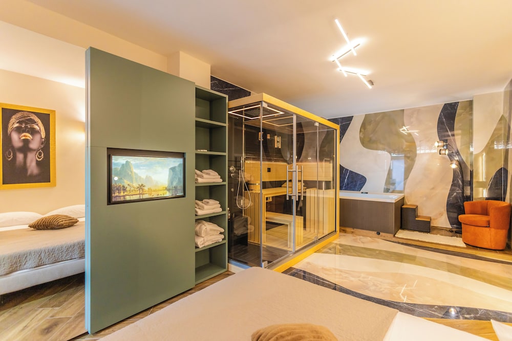 Luxury Apartment, Air conditioning
