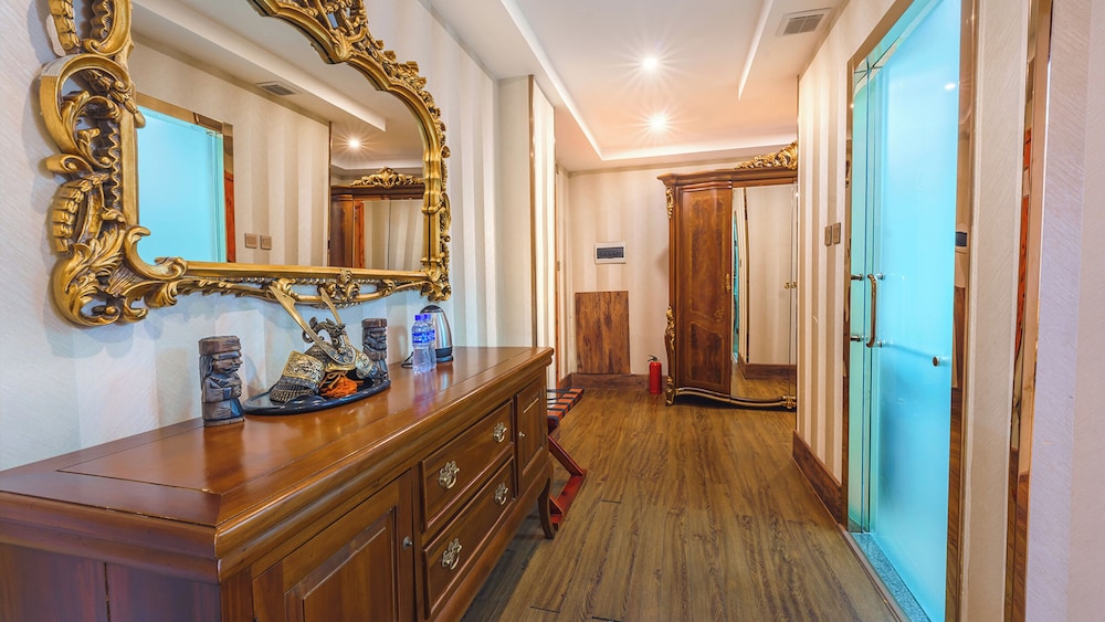 Presidential Room photo 1