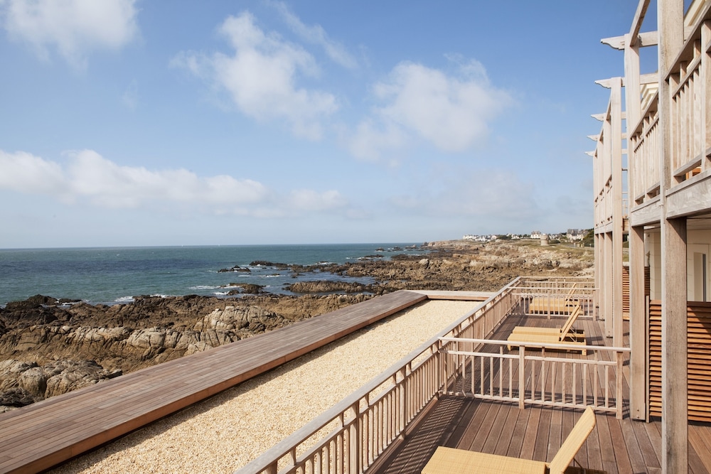 Superior Double Room, Sea View photo 2