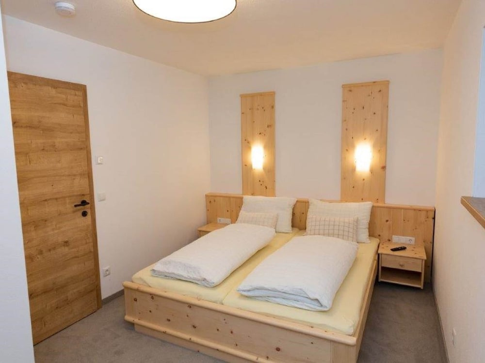 House photo 2