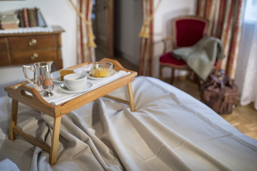 Classic Double Room (Erika) photo 2