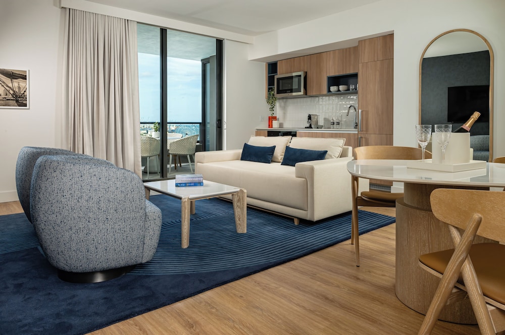 Cityview Two Bedroom Suite with Three Beds