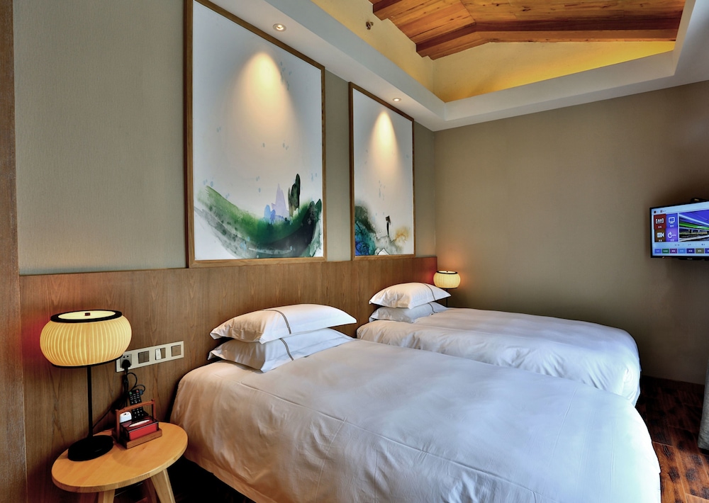 Standard Twin Room photo 1
