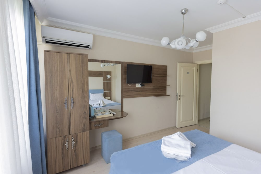 Standard Double Room photo 2