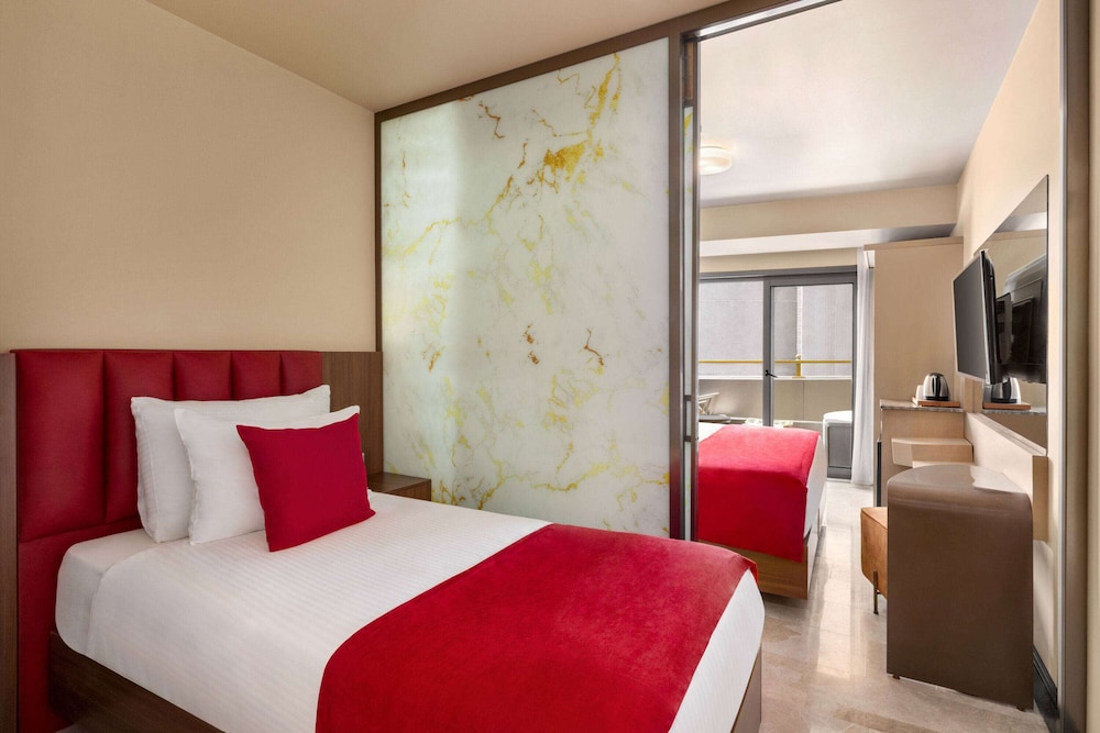 Suite, 1 Twin Bed photo 2