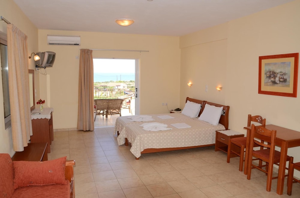 Superior Studio, Sea View (First floor) - Photo 1