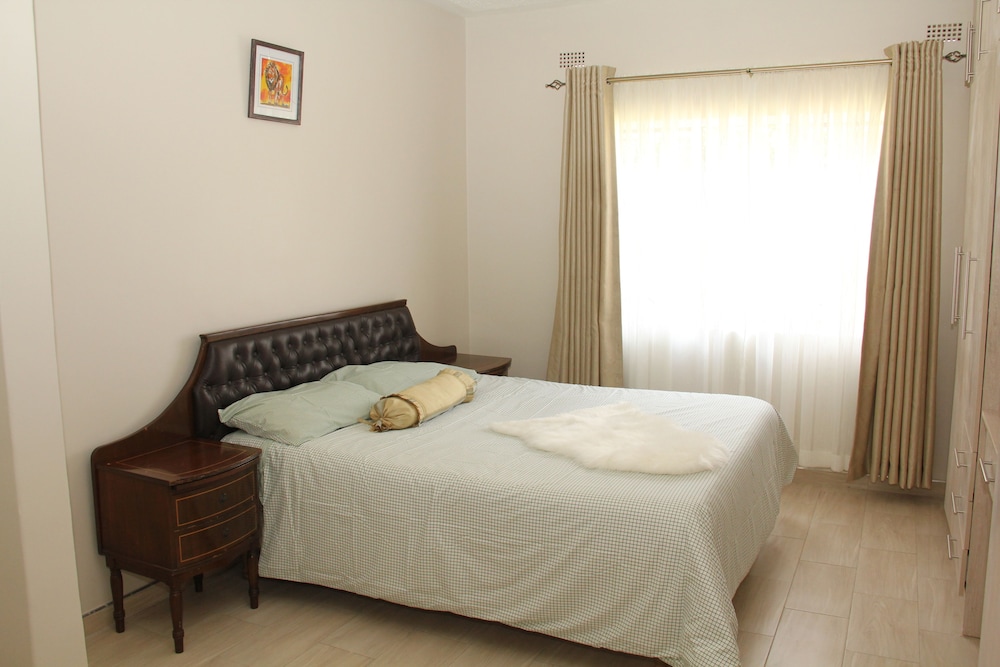 Family Apartment, Multiple Beds, Non Smoking, Garden View photo 1