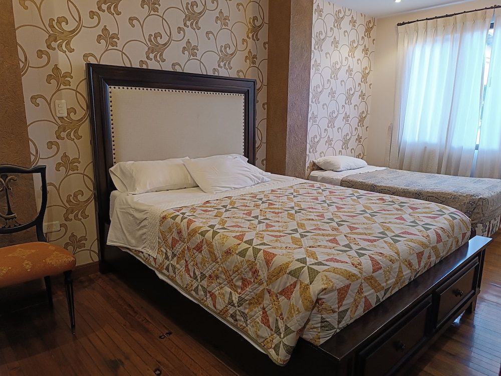 Standard Double Room photo 3