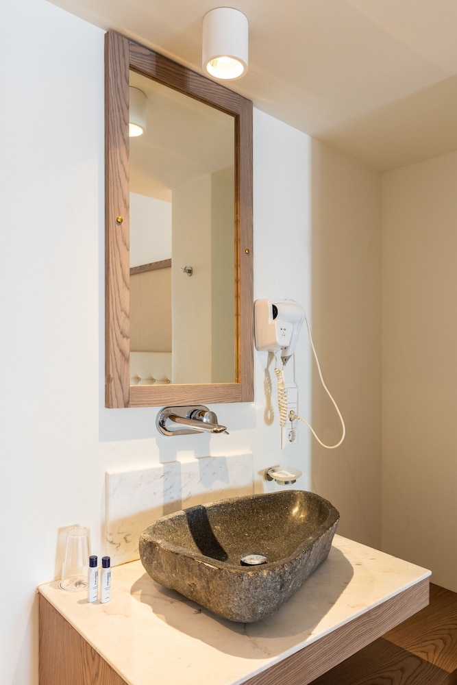 Superior Double or Twin Room, Sea View photo 2