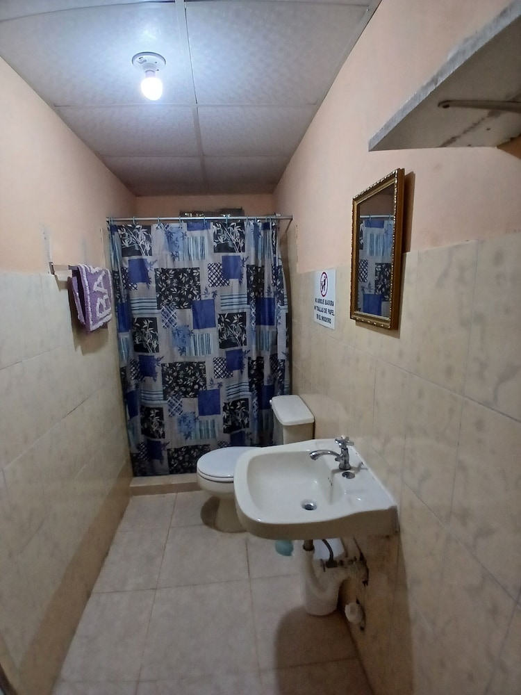 Basic Room photo 3