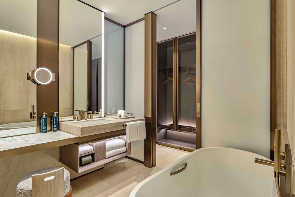 Twin Executive Room