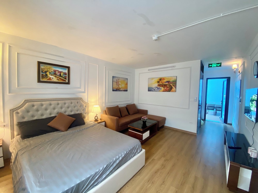 Family Quadruple Room photo 3
