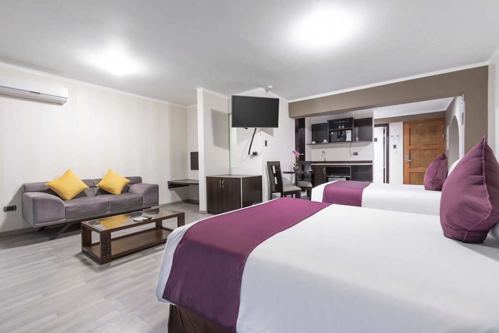 Executive Suite, 2 Double Beds
