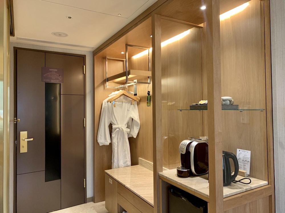 Inter Deluxe Twin Room - Photo 2