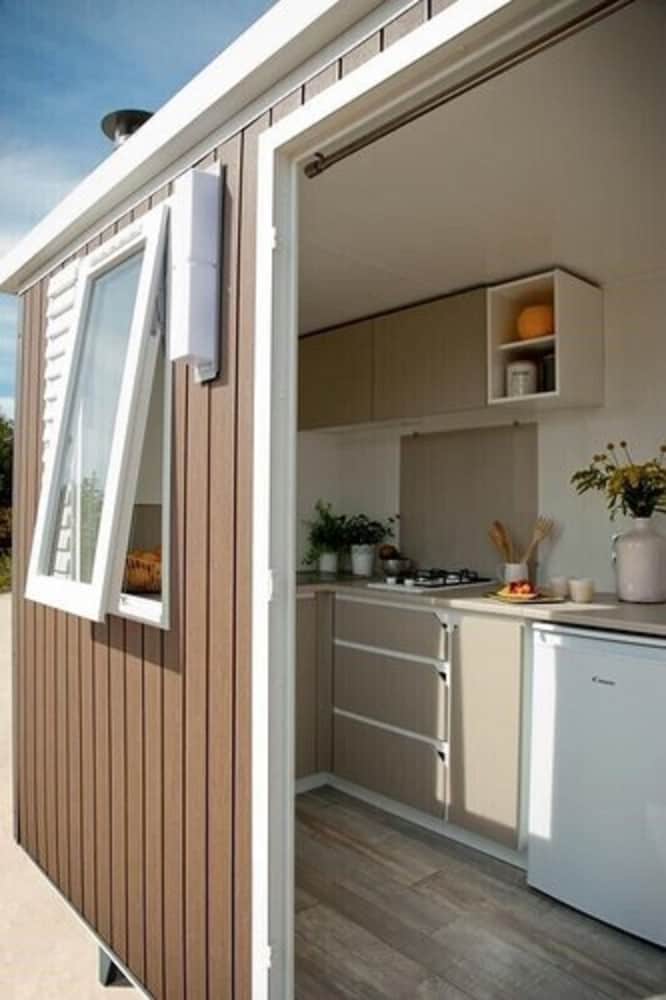Mobile Home (Sweet) photo 3