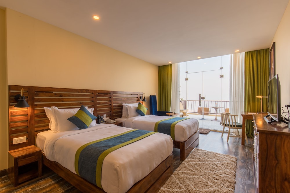 Premium Room - Photo 9