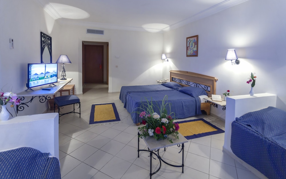 Quadruple Room photo 3