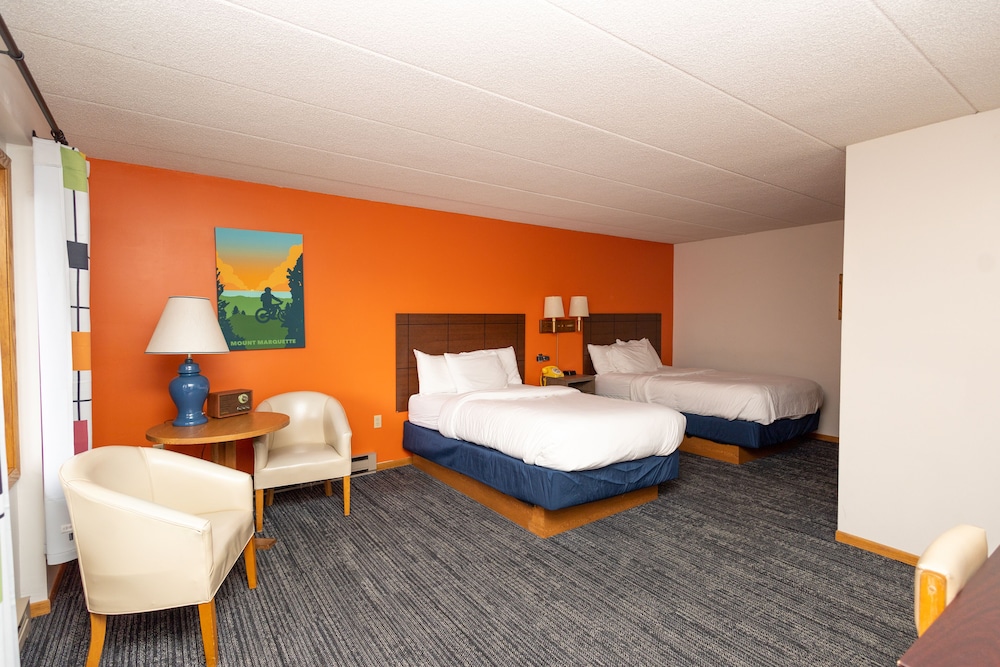 Signature Room, 2 Queen Beds