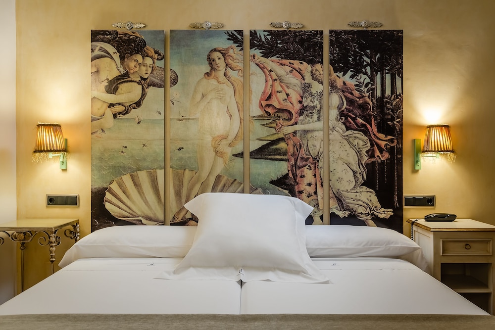 Standard Double or Twin Room - Photo 2