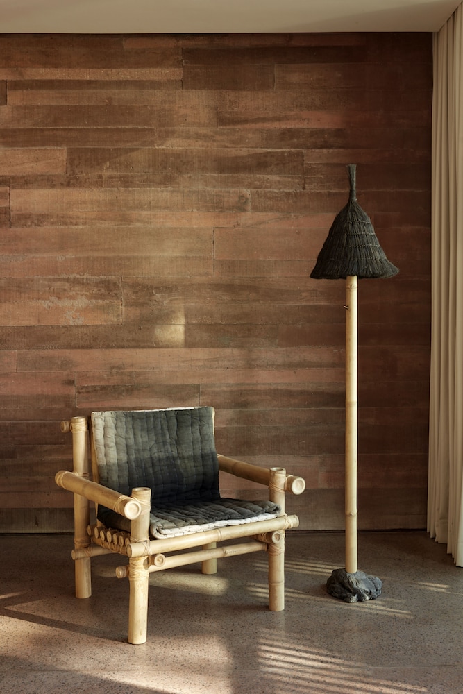 Oceanfront Studio - Photo 10