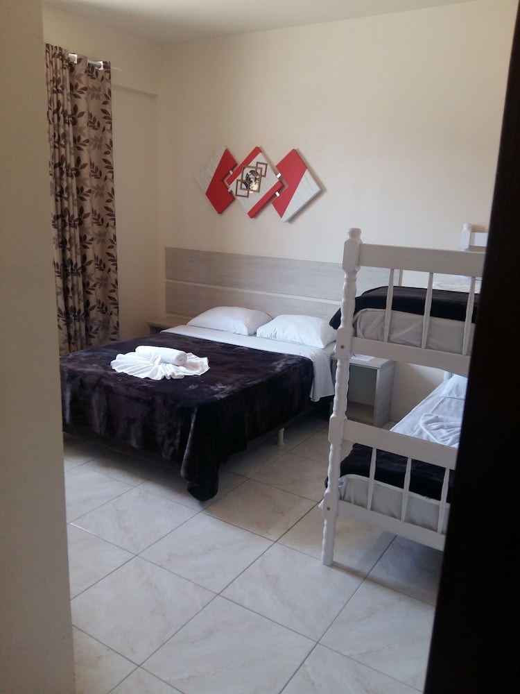 Family Apartment, Multiple Beds photo 2