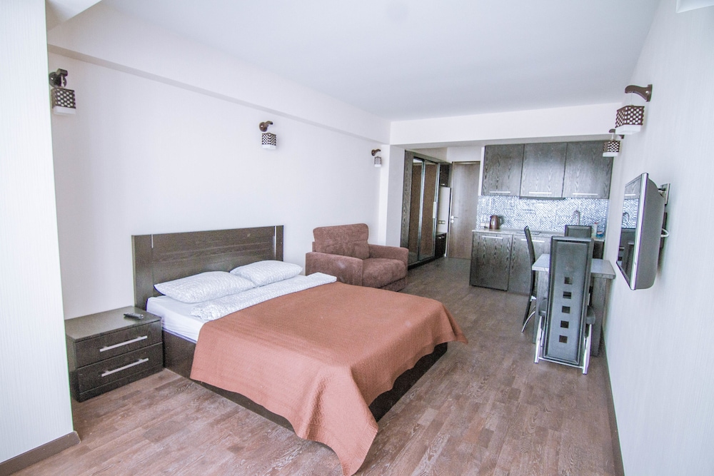 Double Room, 1 Double Bed With Sofa Bed, Non Smoking photo 3