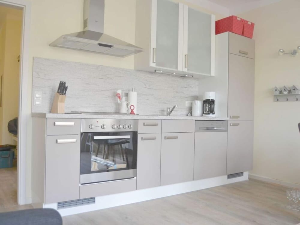 Apartment photo 3