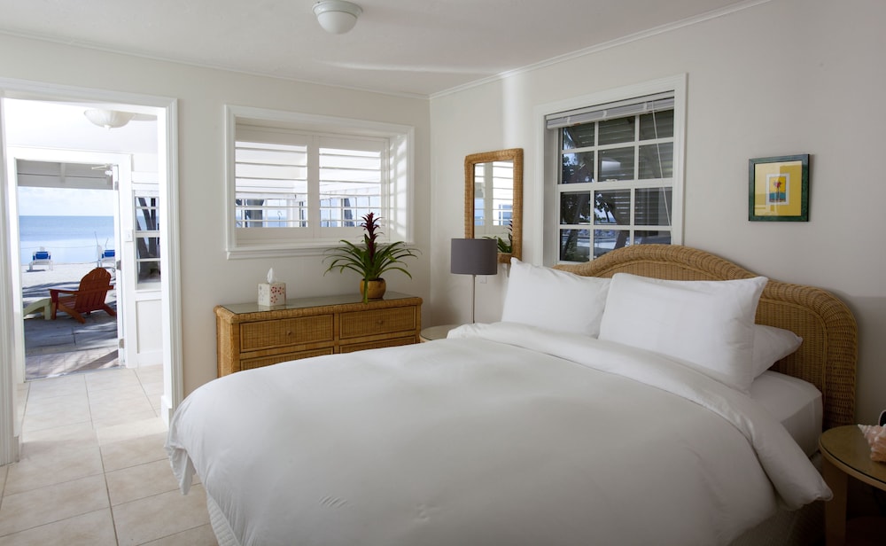 Oceanview King Room photo 2