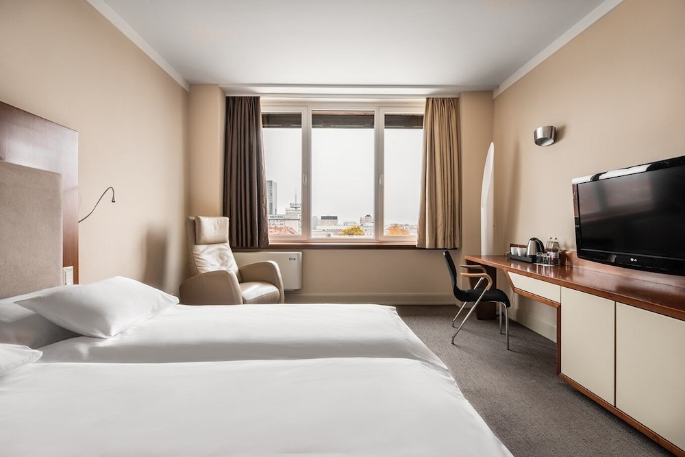 Executive Single Room, 1 Queen Bed photo 2