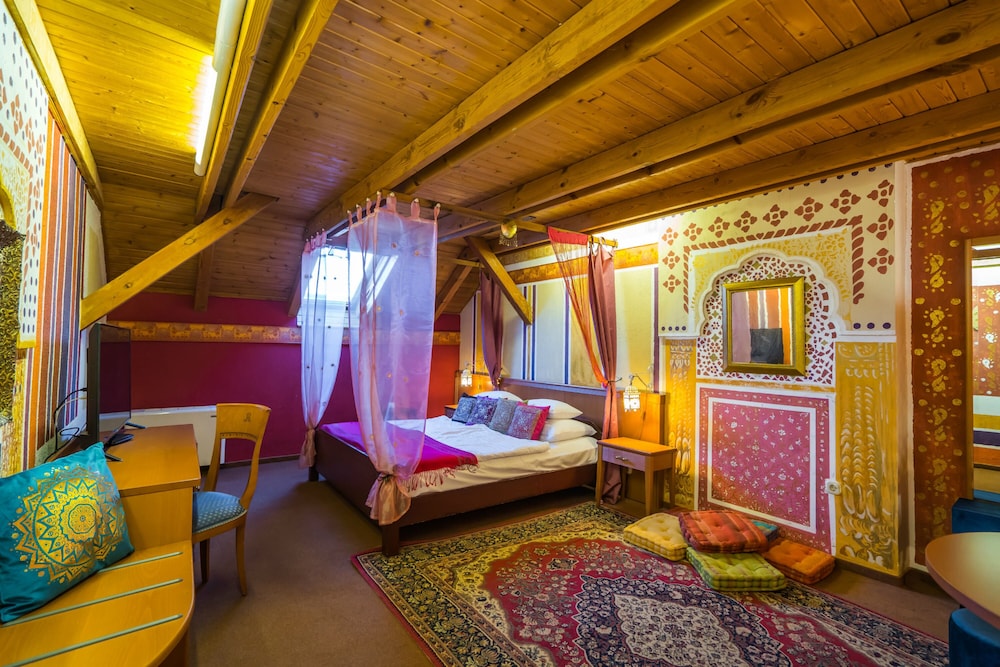 Family Suite - Photo 10