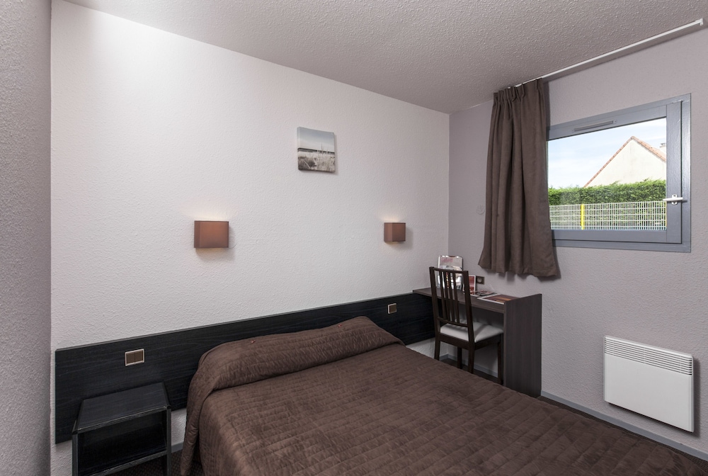 Standard Double Room photo 3