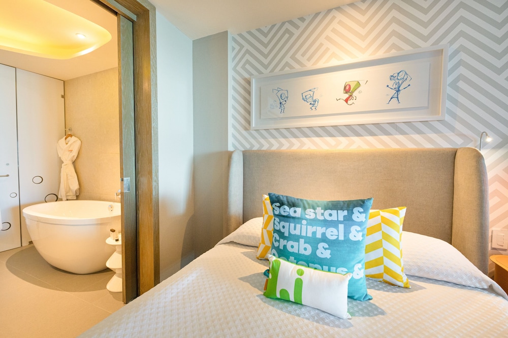 Penthouse, Connecting Rooms, Oceanfront (SWIM-UP SUITE) - Photo 3
