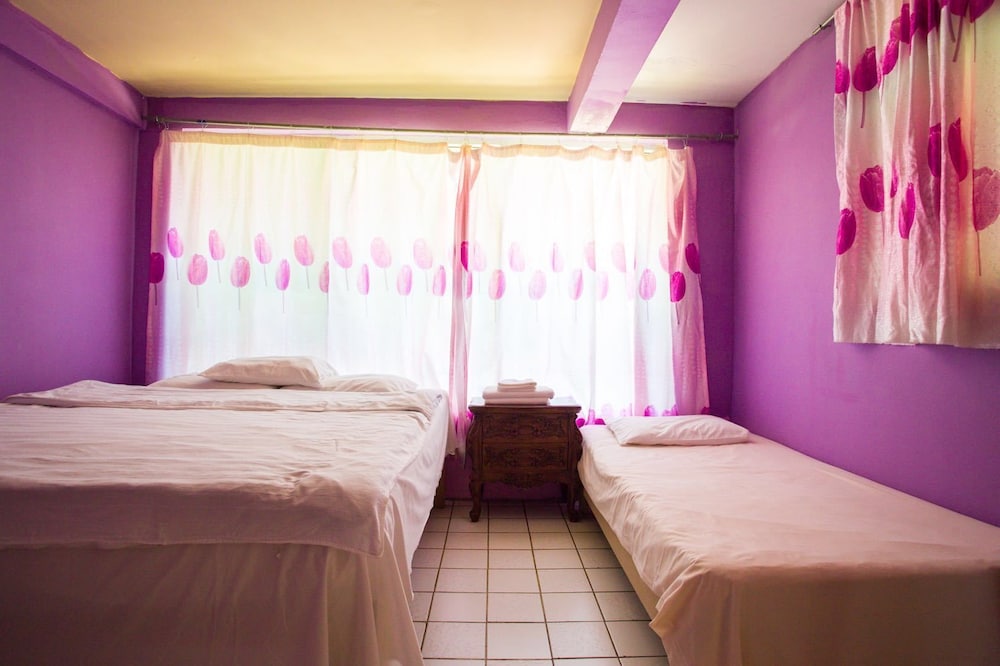 Standard Triple Room, Non Smoking photo 2