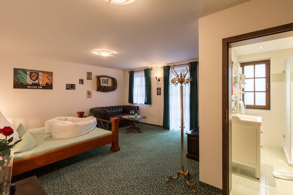 Executive Double Room, Balcony (Dublin) photo 2