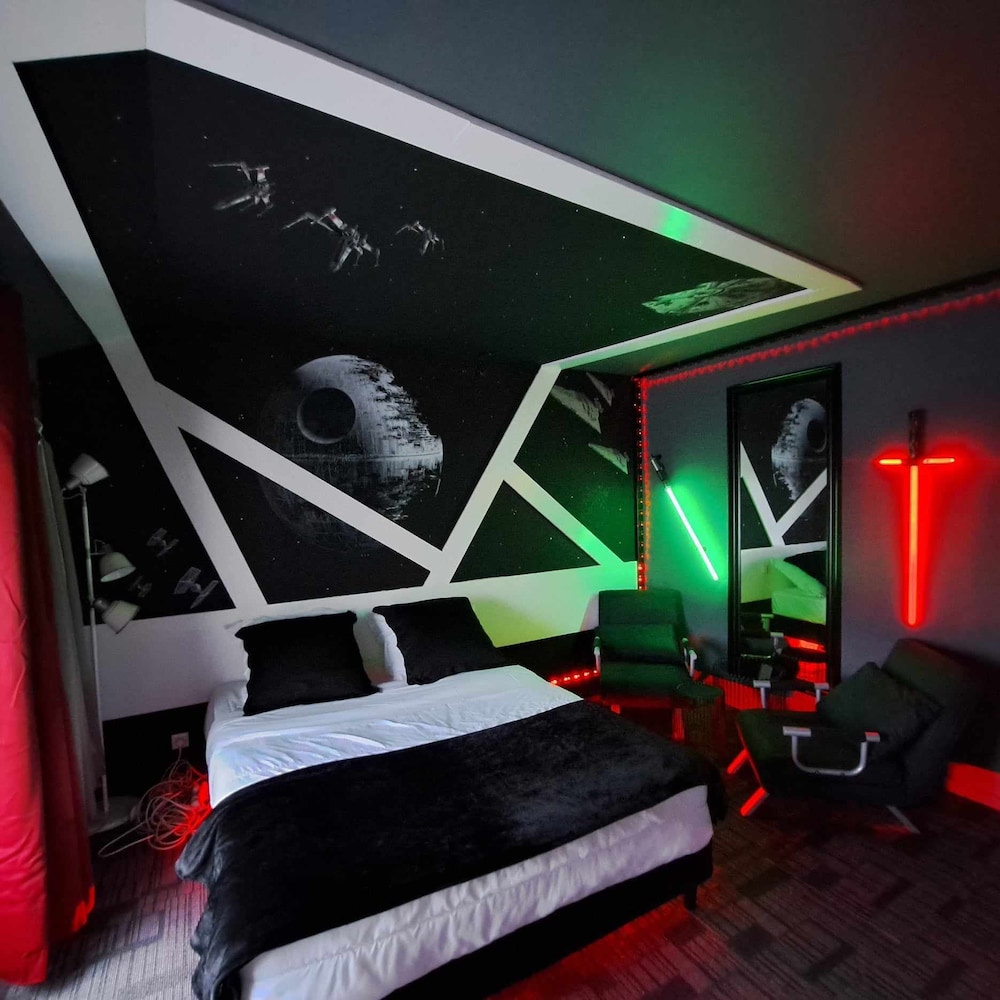 Signature Room photo 2